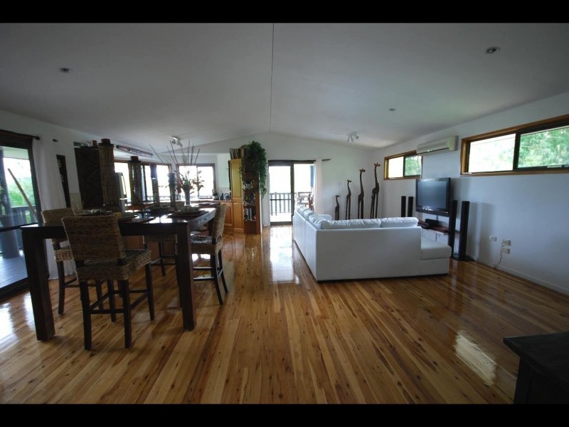 6 Neilsen Street, Yeppoon QLD 4703