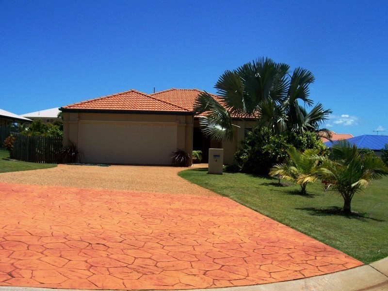 4 Broadbeach Court, Yeppoon QLD 4703