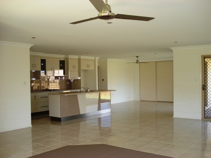 4 Dowsfield Place, Yeppoon QLD 4703