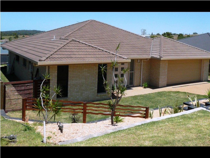 4 Plahn Drive, Yeppoon QLD 4703