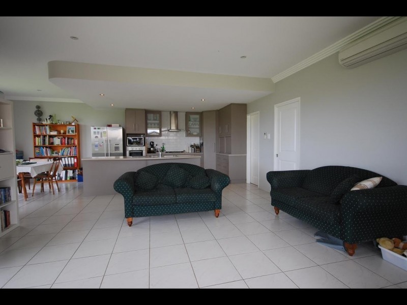 9 Sandcastle Drive, Mulambin QLD 4703