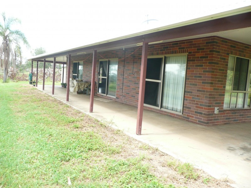 130 Hoyes Road, Keppel Sands QLD 4702