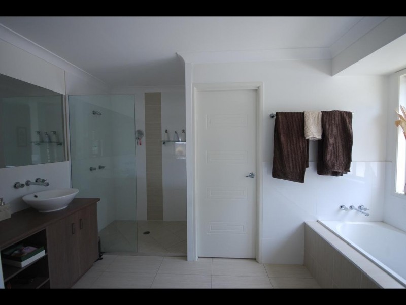 38 Saltwater Court, Mulambin QLD 4703