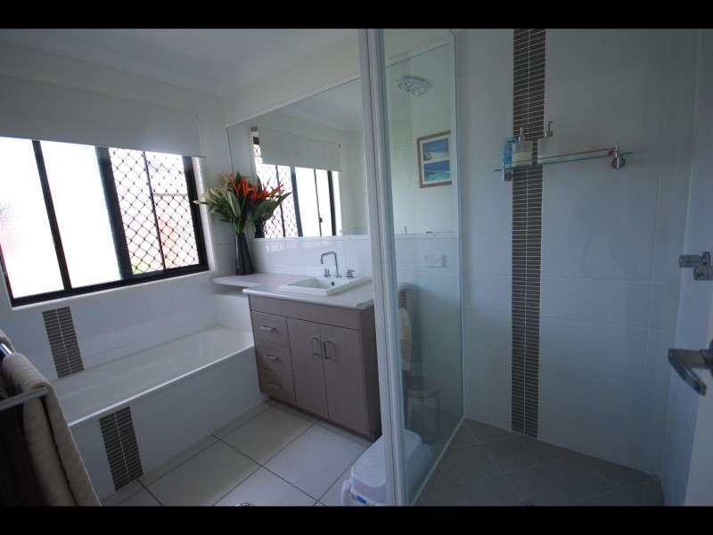 38 Saltwater Court, Mulambin QLD 4703