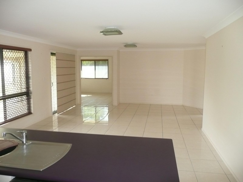 24 Saltwater Crescent, Mulambin QLD 4703