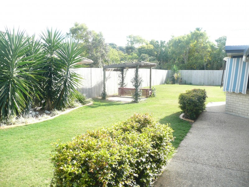24 Saltwater Crescent, Mulambin QLD 4703