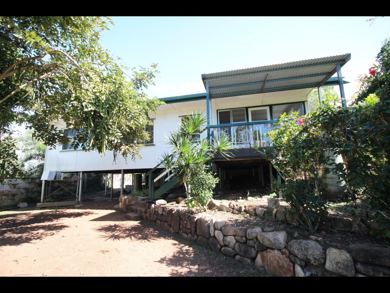 32 Tucker Street, Yeppoon QLD 4703