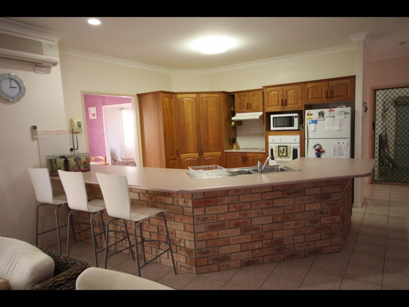 4 Sunset Court, Yeppoon QLD 4703