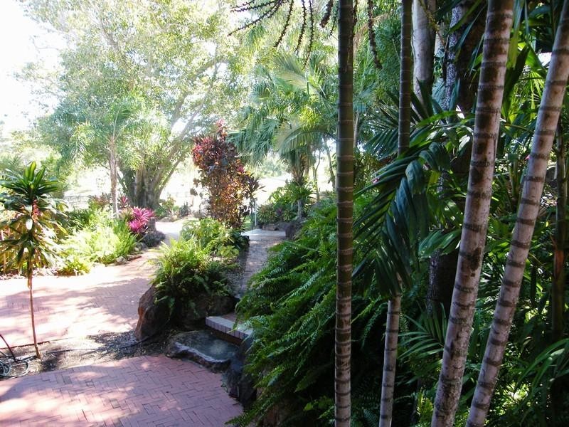 6/33 Scenic Hway, Cooee Bay QLD 4703