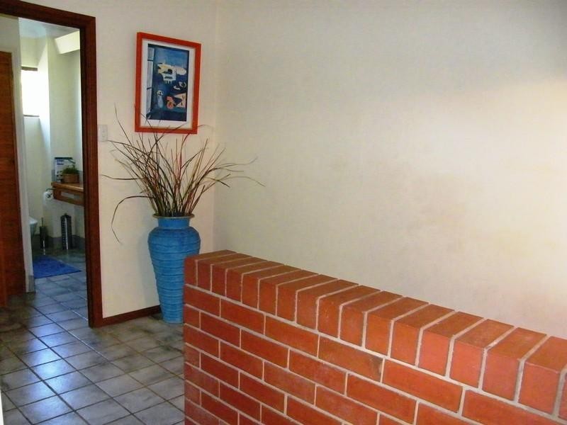 6/33 Scenic Hway, Cooee Bay QLD 4703