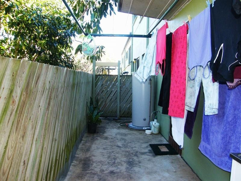 6/33 Scenic Hway, Cooee Bay QLD 4703