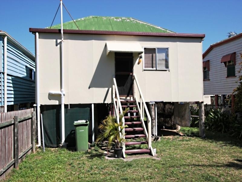 7 JEFFRIES ST, Yeppoon QLD 4703