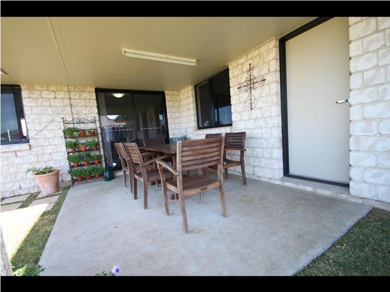 27 Saltwater Crescent, Mulambin QLD 4703