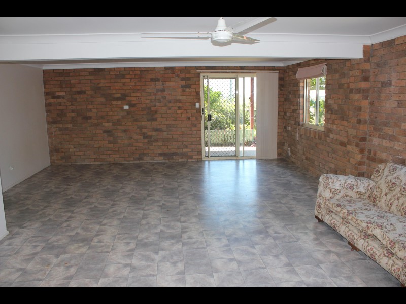 35 Strow Street, Barlows Hill QLD 4703