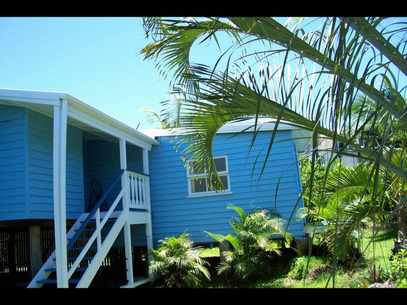 69 Matthew Flinders Drive, Cooee Bay QLD 4703