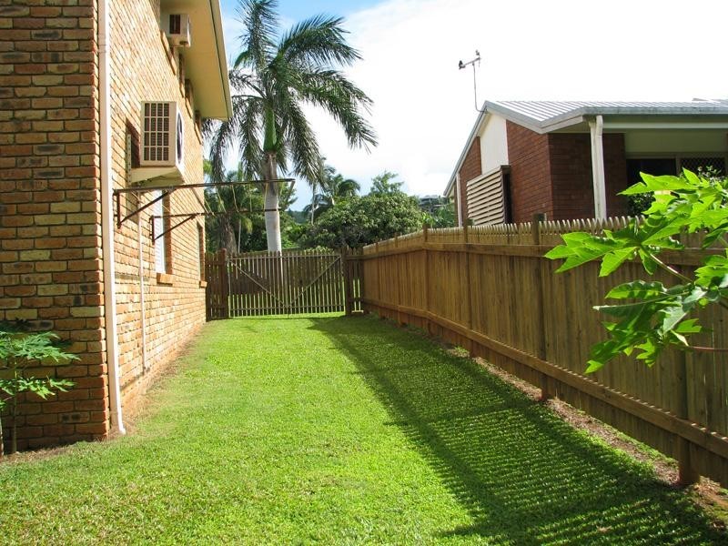 7 Barnes Street, Yeppoon QLD 4703