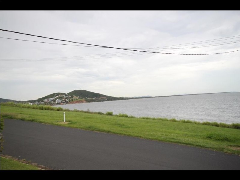 24 OCEAN PARADE, Cooee Bay QLD 4703