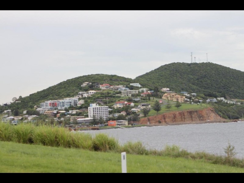 24 OCEAN PARADE, Cooee Bay QLD 4703