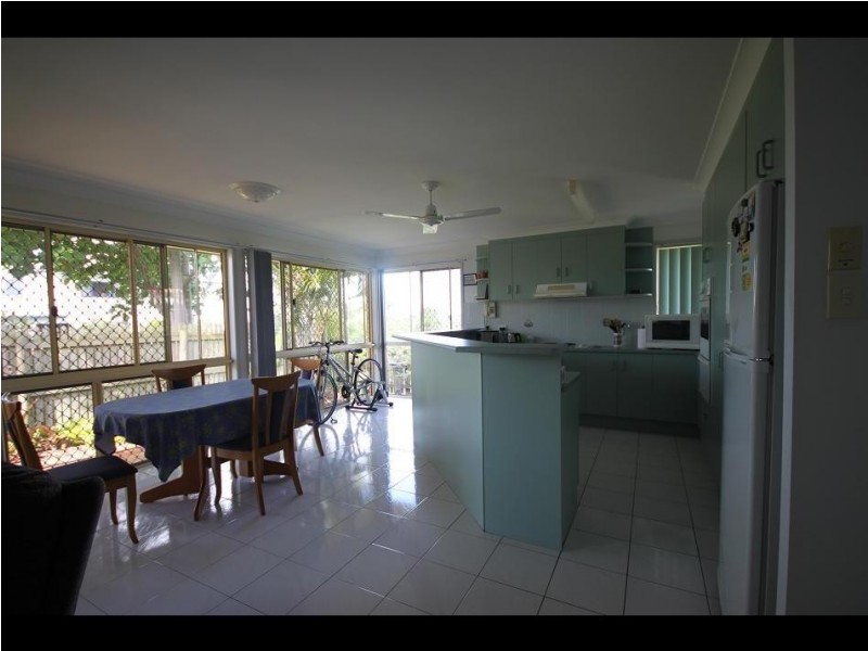 2/8 Pacific Drive, Yeppoon QLD 4703