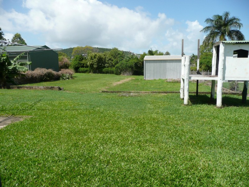 9 Tanby Road, Yeppoon QLD 4703