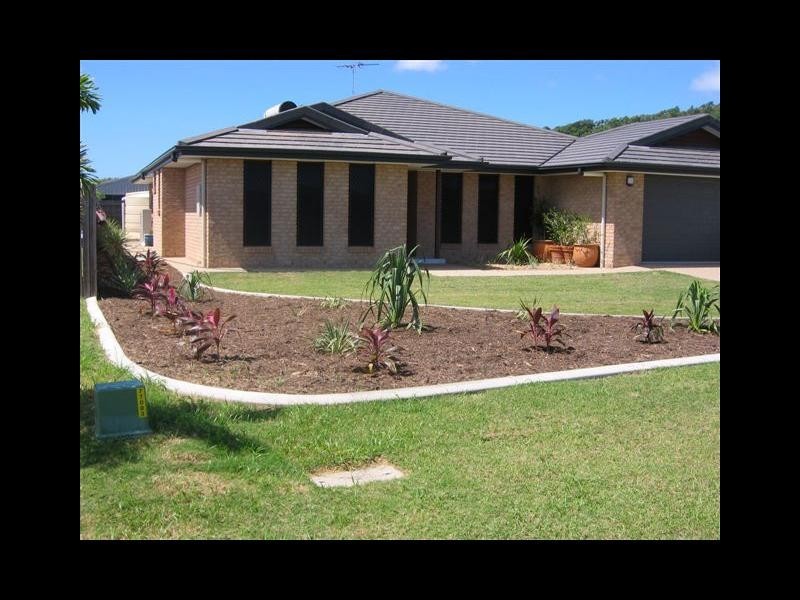 13 Sandcastle Drive, Mulambin QLD 4703