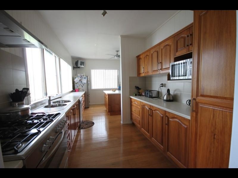 39 Hughes Street, Yeppoon QLD 4703