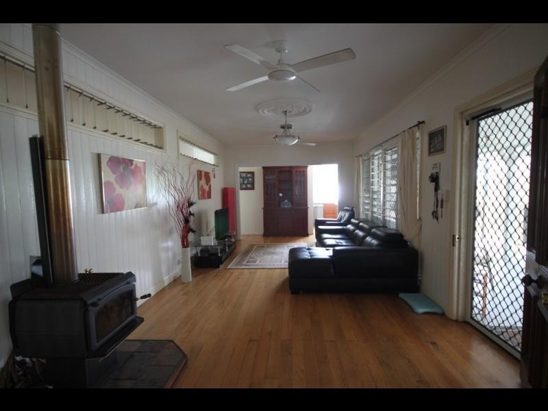 39 Hughes Street, Yeppoon QLD 4703