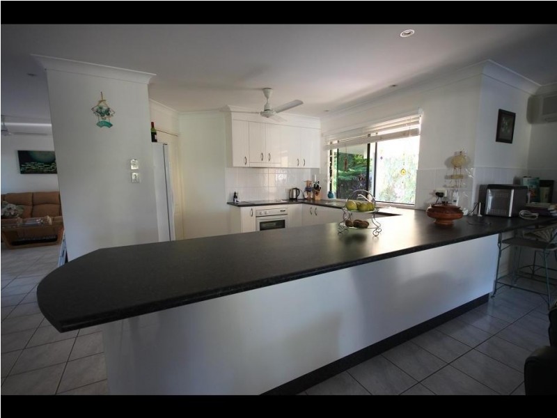 25 MACAULAY WAY, Yeppoon QLD 4703