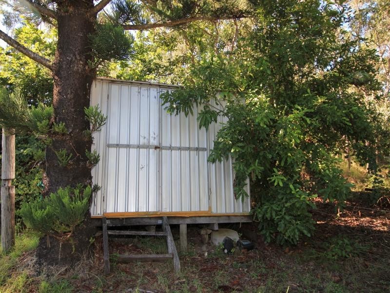 11 CEMETERY ROAD, Cawarral QLD 4702