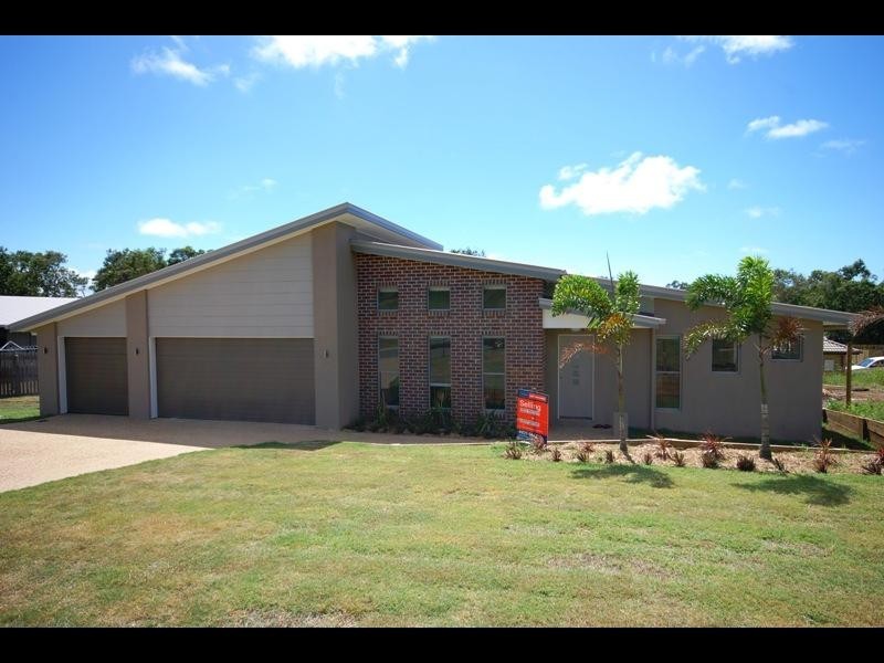 77 BOTTLEBRUSH DRIVE, Yeppoon QLD 4703