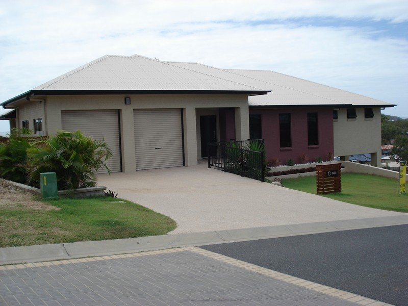 8 Jordan Avenue, Yeppoon QLD 4703