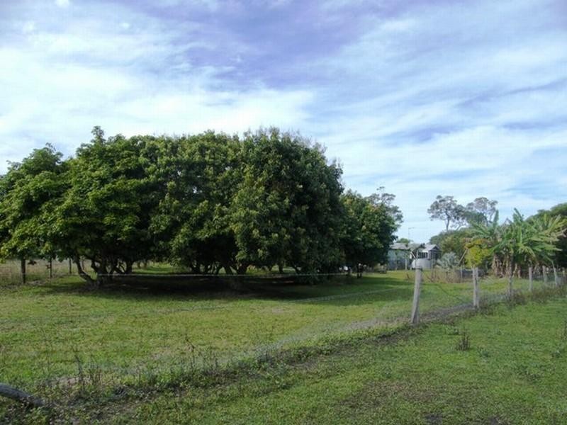 2373 Byfield Road, Byfield QLD 4703