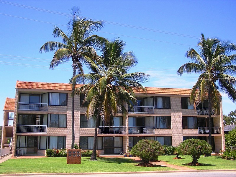 Unit 2/92 Scenic Highway, Yeppoon QLD 4703