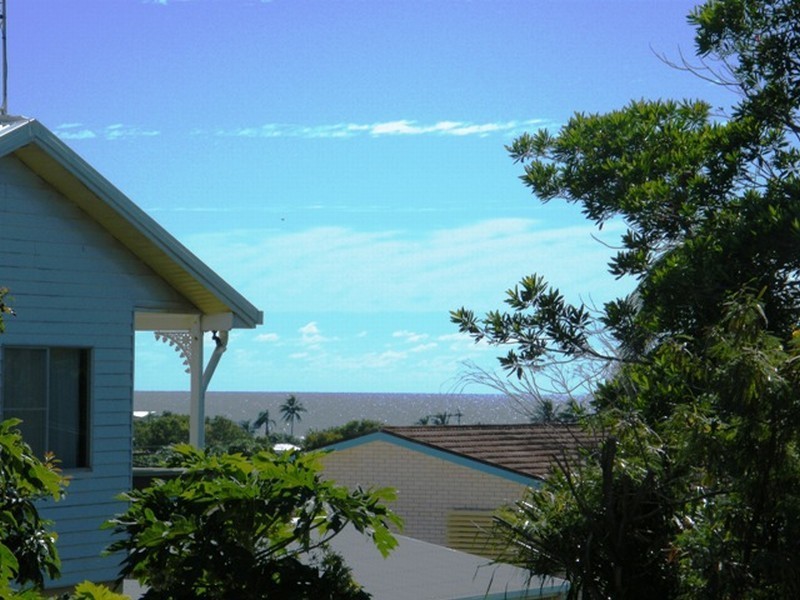 Unit 4/18 Marina Avenue, Yeppoon QLD 4703