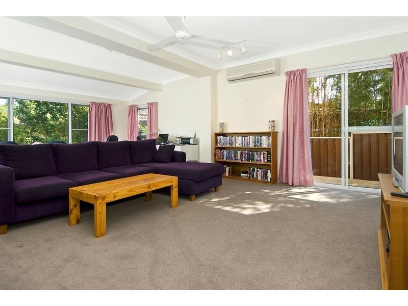 8 Mundon Place, West Pennant Hills NSW 2125