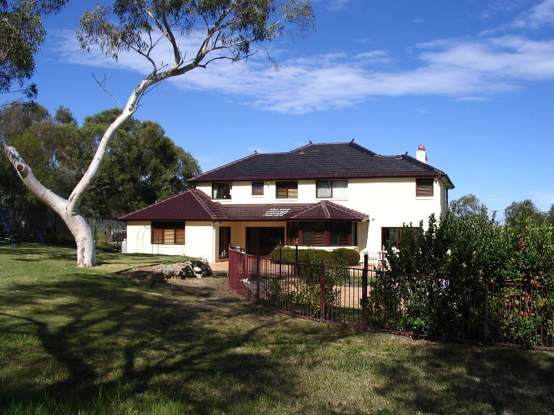 4 Oakridge Place, Kenthurst NSW 2156