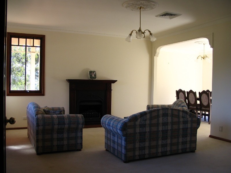 4 Oakridge Place, Kenthurst NSW 2156