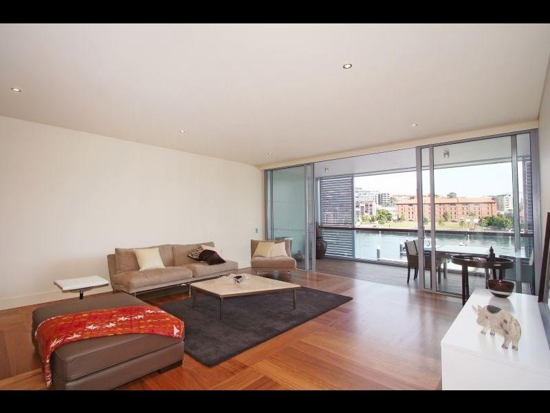 56 Pirrama Road, Sydney NSW 2000