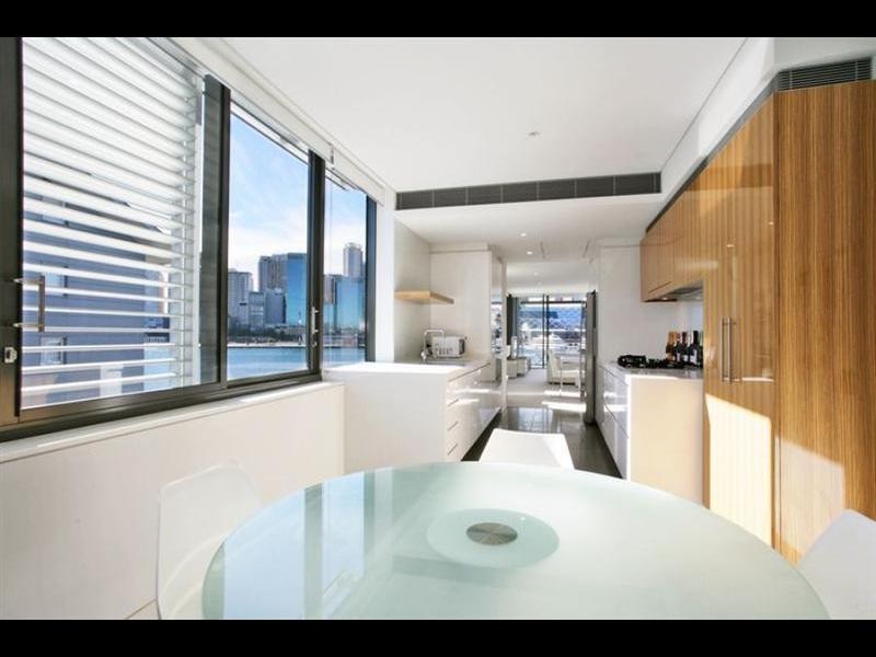 8 Wharf Cres, Pyrmont NSW 2009