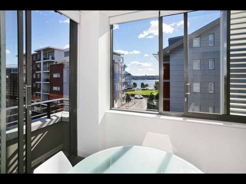 8 Wharf Cres, Pyrmont NSW 2009