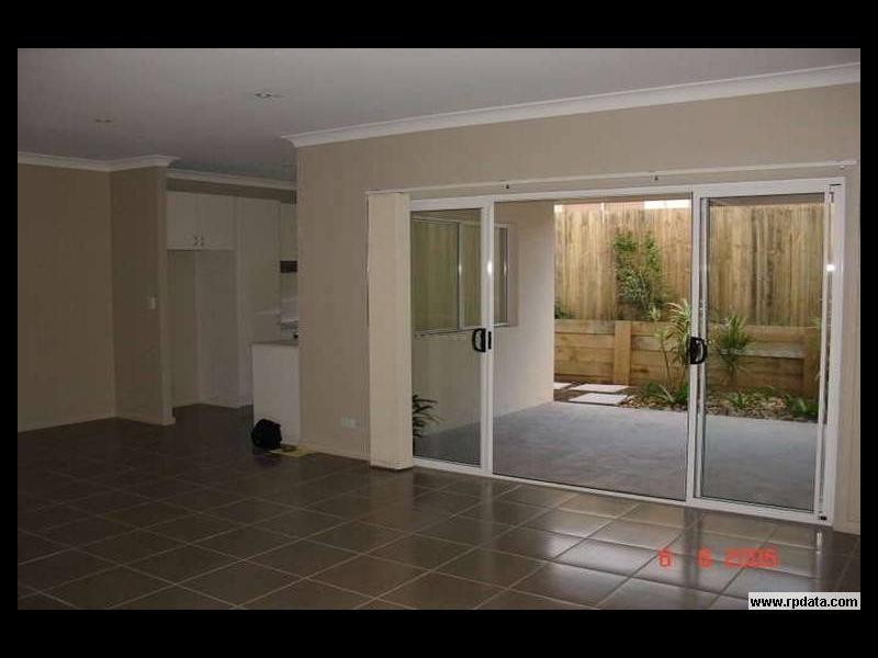 1/13 Boobook Court, Buderim QLD 4556