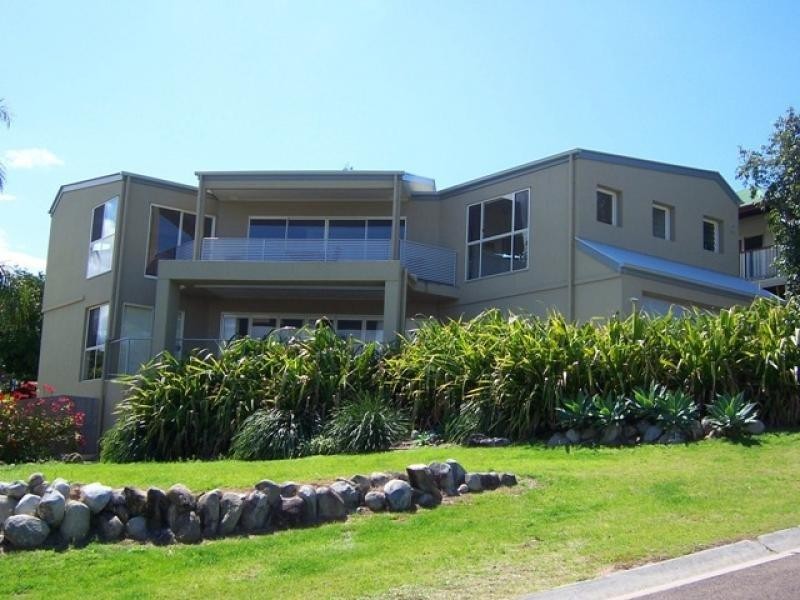 29 Hardy St, Sunrise Beach QLD 4567