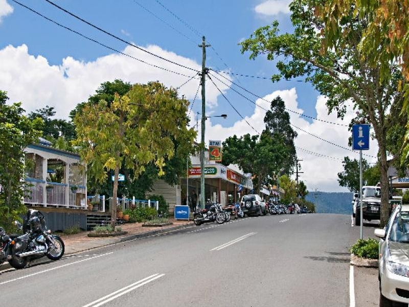 8 Ann St, Kenilworth QLD 4574