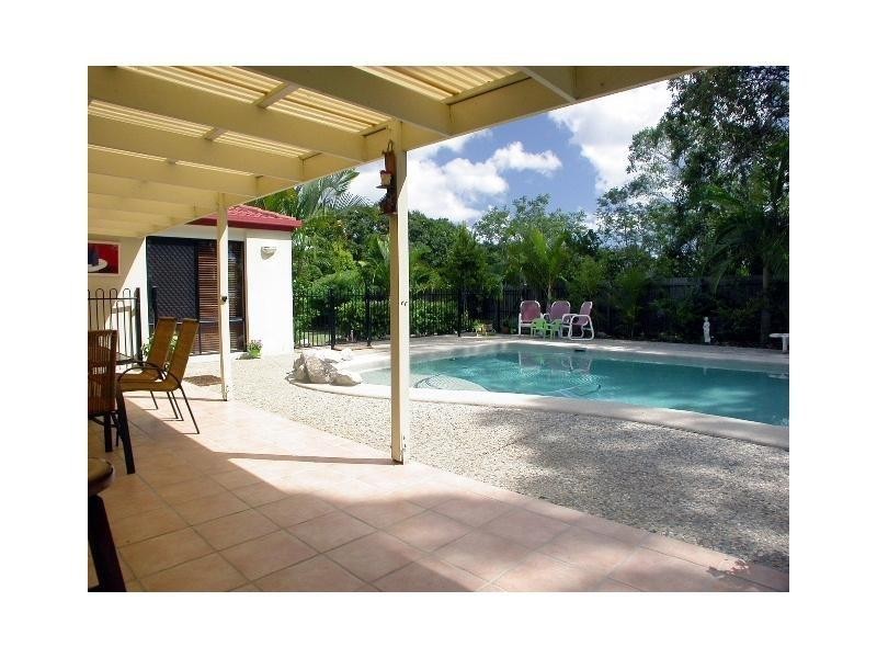 19 McKenna Court, Noosaville QLD 4566