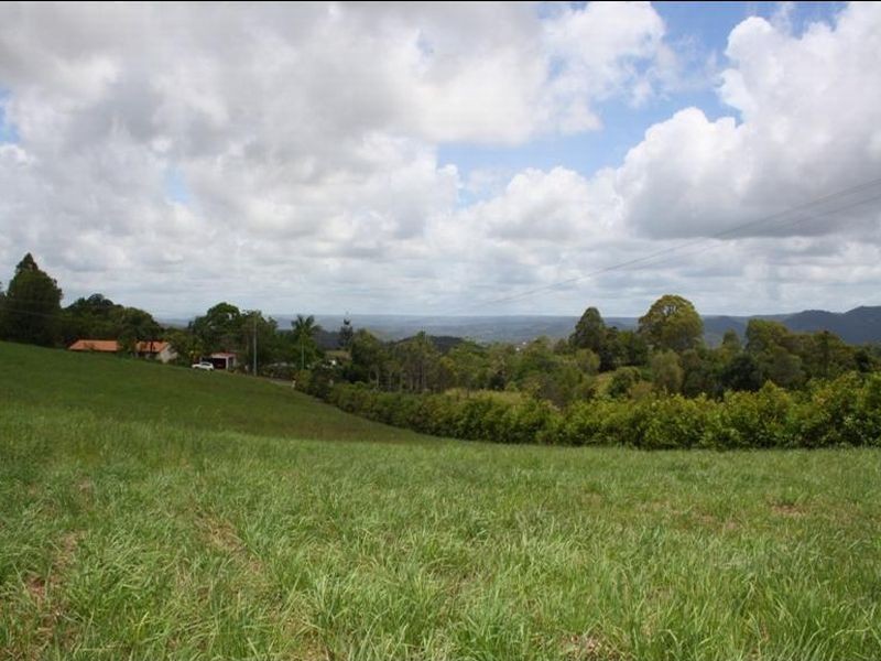 24 Mindi Rd, Doonan QLD 4562