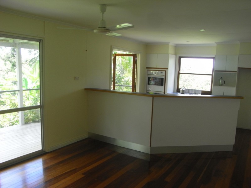 413 Old Ceylon Road, Cooroy QLD 4563