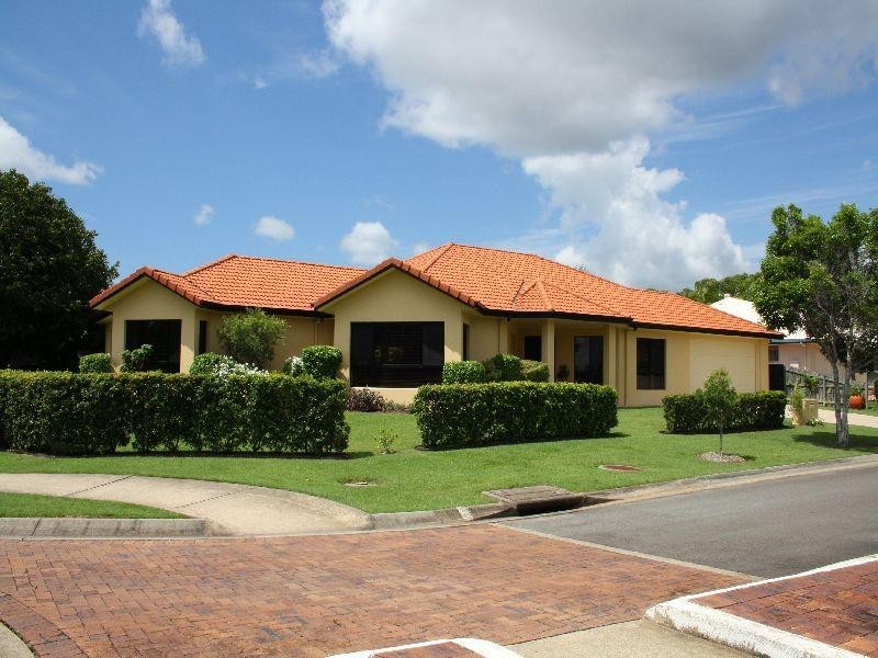 1 Shipwright Avenue, Noosa Waters QLD 4566