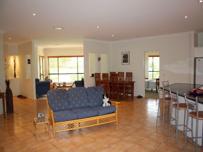 1 Shipwright Avenue, Noosa Waters QLD 4566