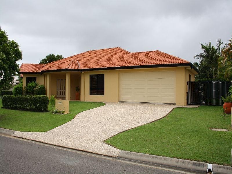 1 Shipwright Avenue, Noosa Waters QLD 4566