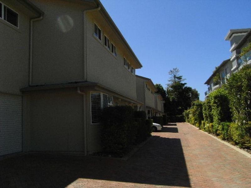 6/18 James Street, Noosaville QLD 4566